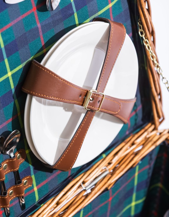 Highland Tartan Picnic Hamper for Four